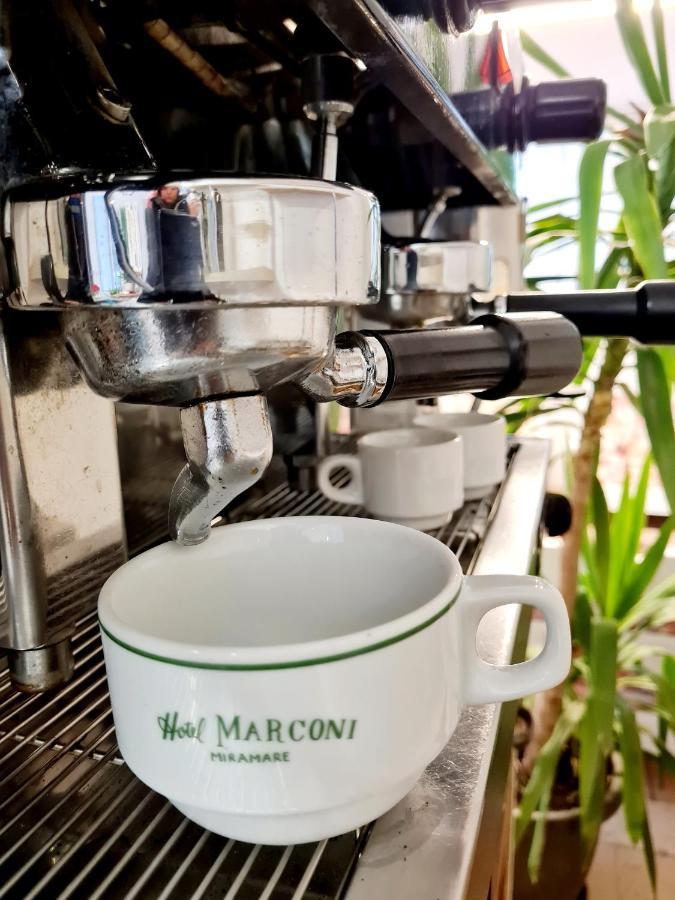 Hotel Marconi Miramare ريميني المظهر الخارجي الصورة